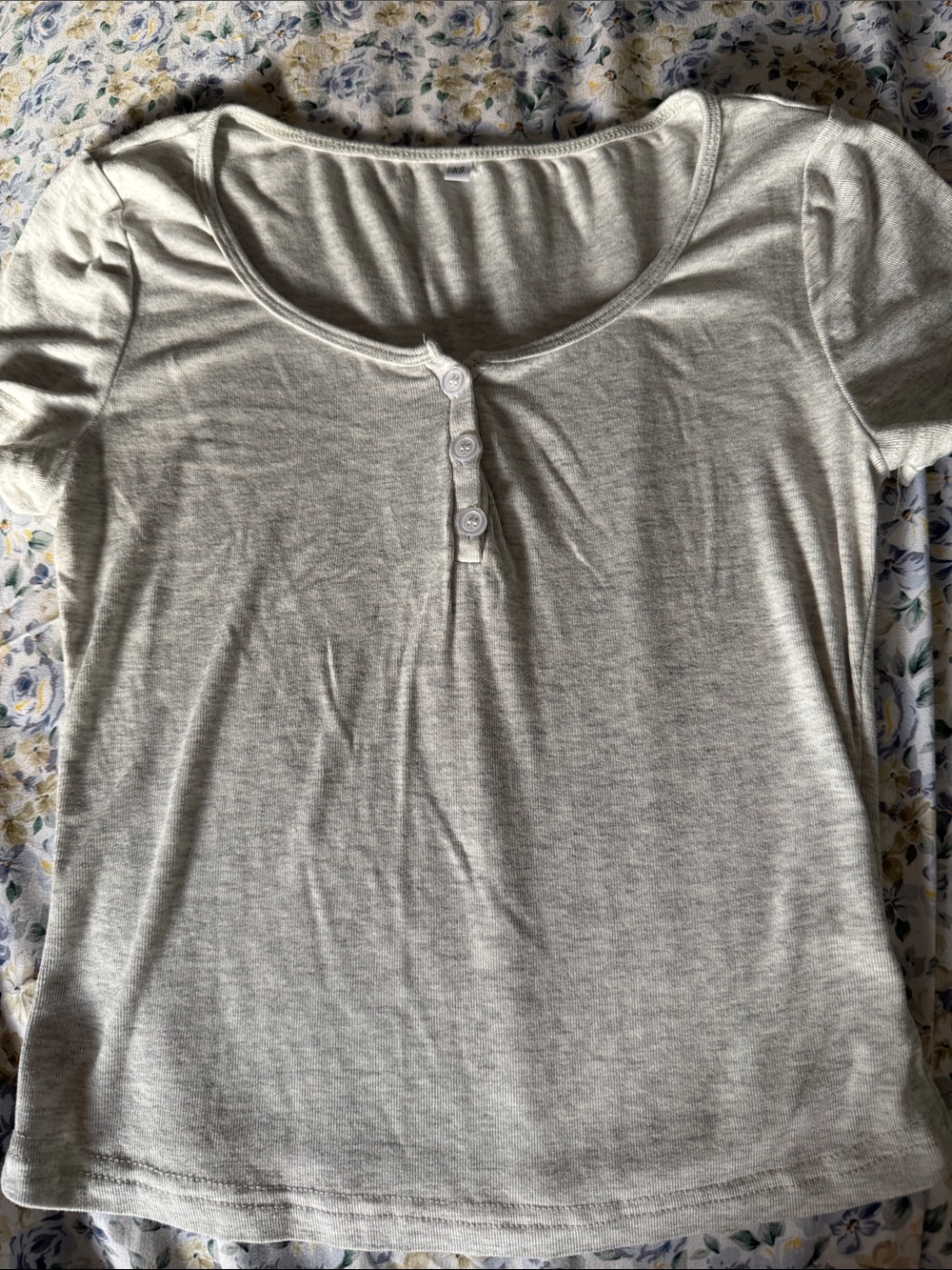 SHEIN Light Heather Gray Short Sleeve Henley Top